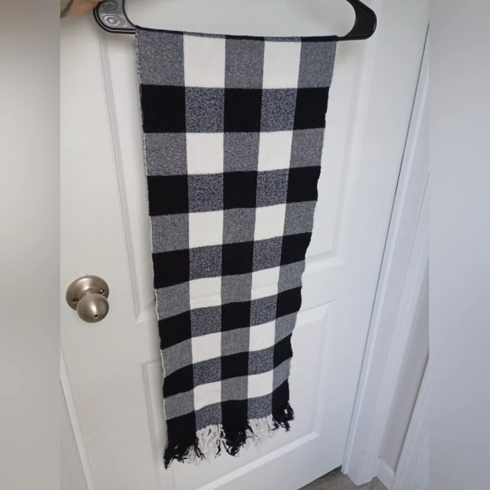 Scarf Bundle - Picture 1 of 5